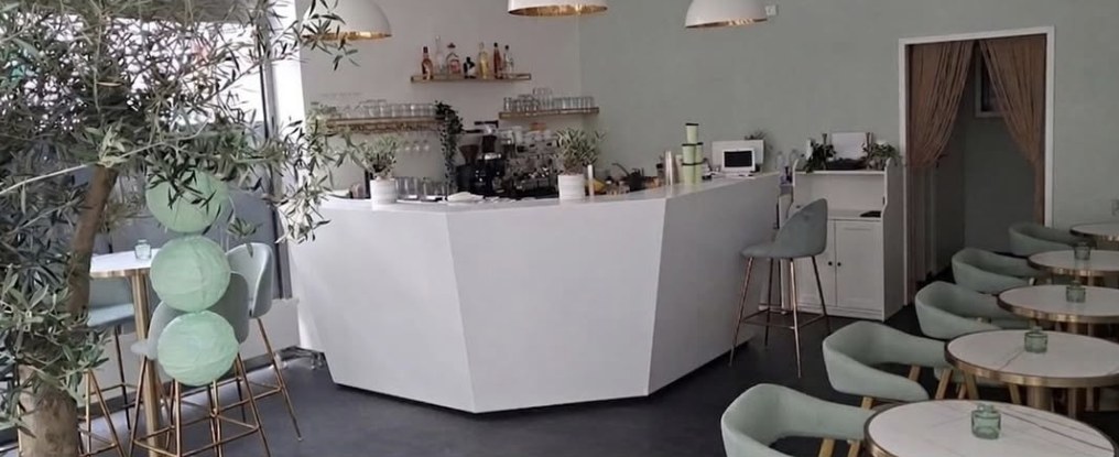 Café Bar Mykonos – Bar & Sitzbereich